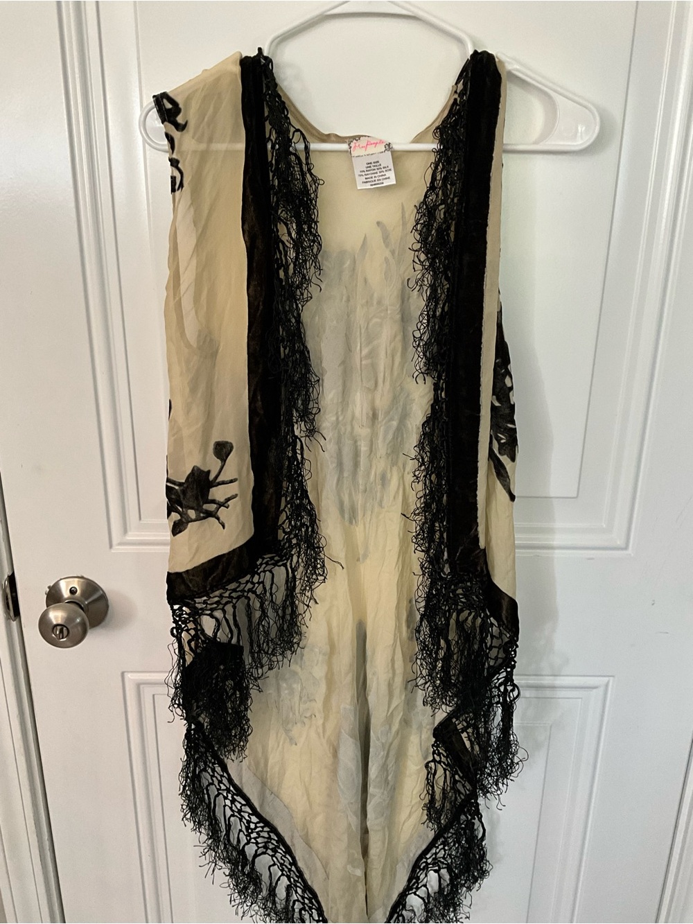 OS 2010s FP Silk-blend Burnout Velvet Floral Fringe Vest in Cream and Black